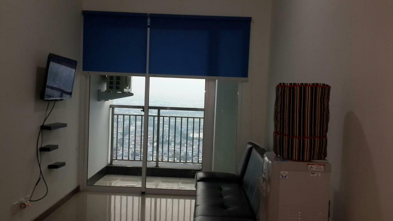 Robert'S Condominium Jakarta Exterior foto