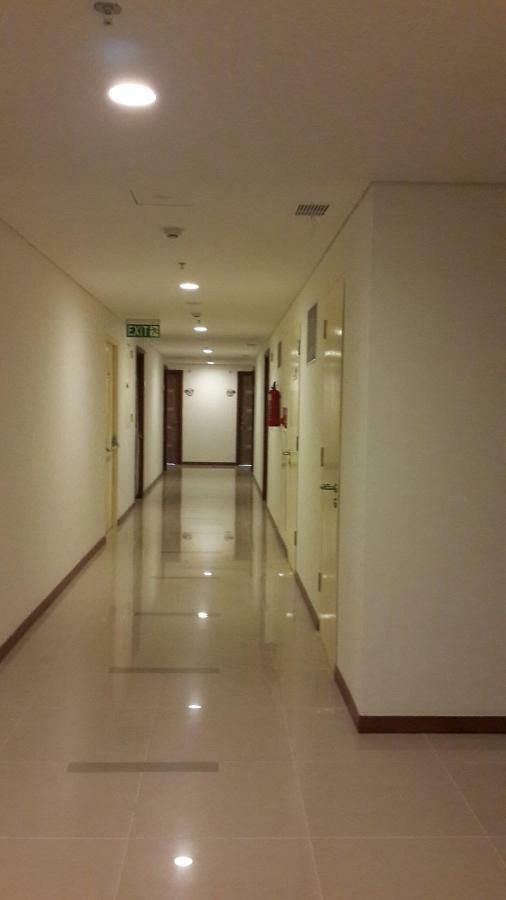 Robert'S Condominium Jakarta Exterior foto