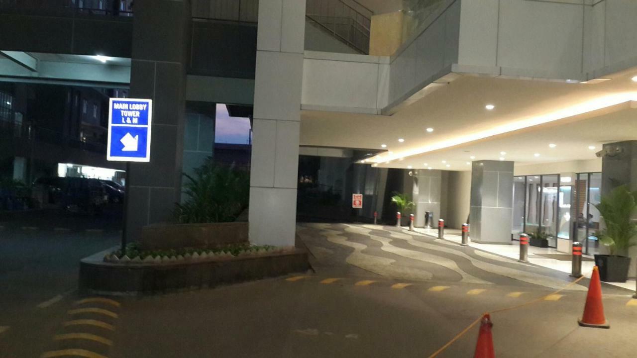 Robert'S Condominium Jakarta Exterior foto